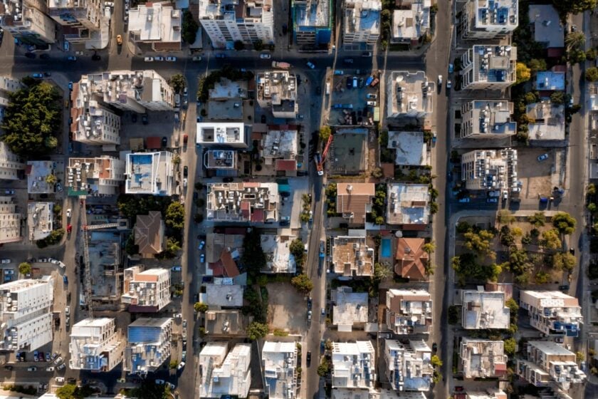 Heben Sie Ihre Marke mit Stockfoto- und Filmmaterial-Trends von der Konkurrenz ab - 8 trends